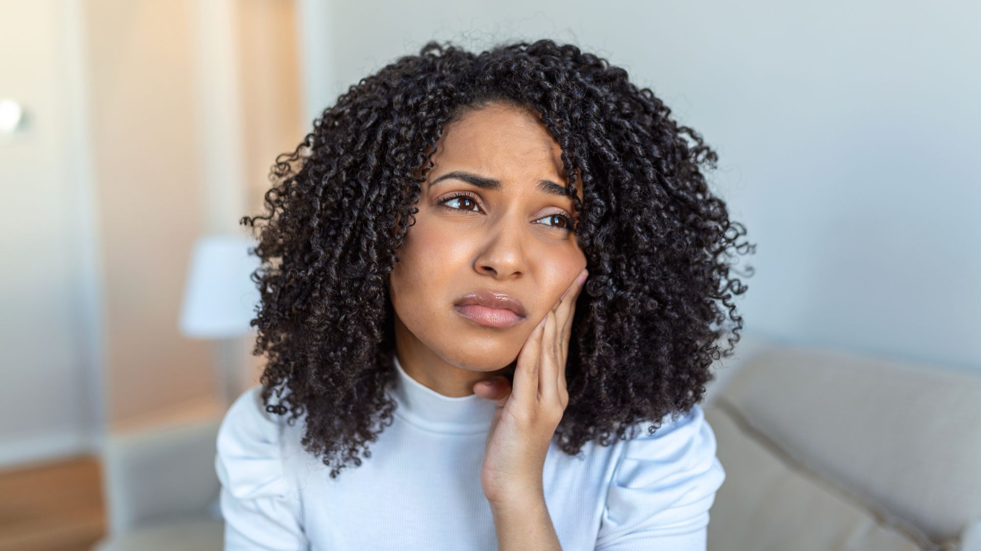 The Early Signs of Impacted Wisdom Teeth